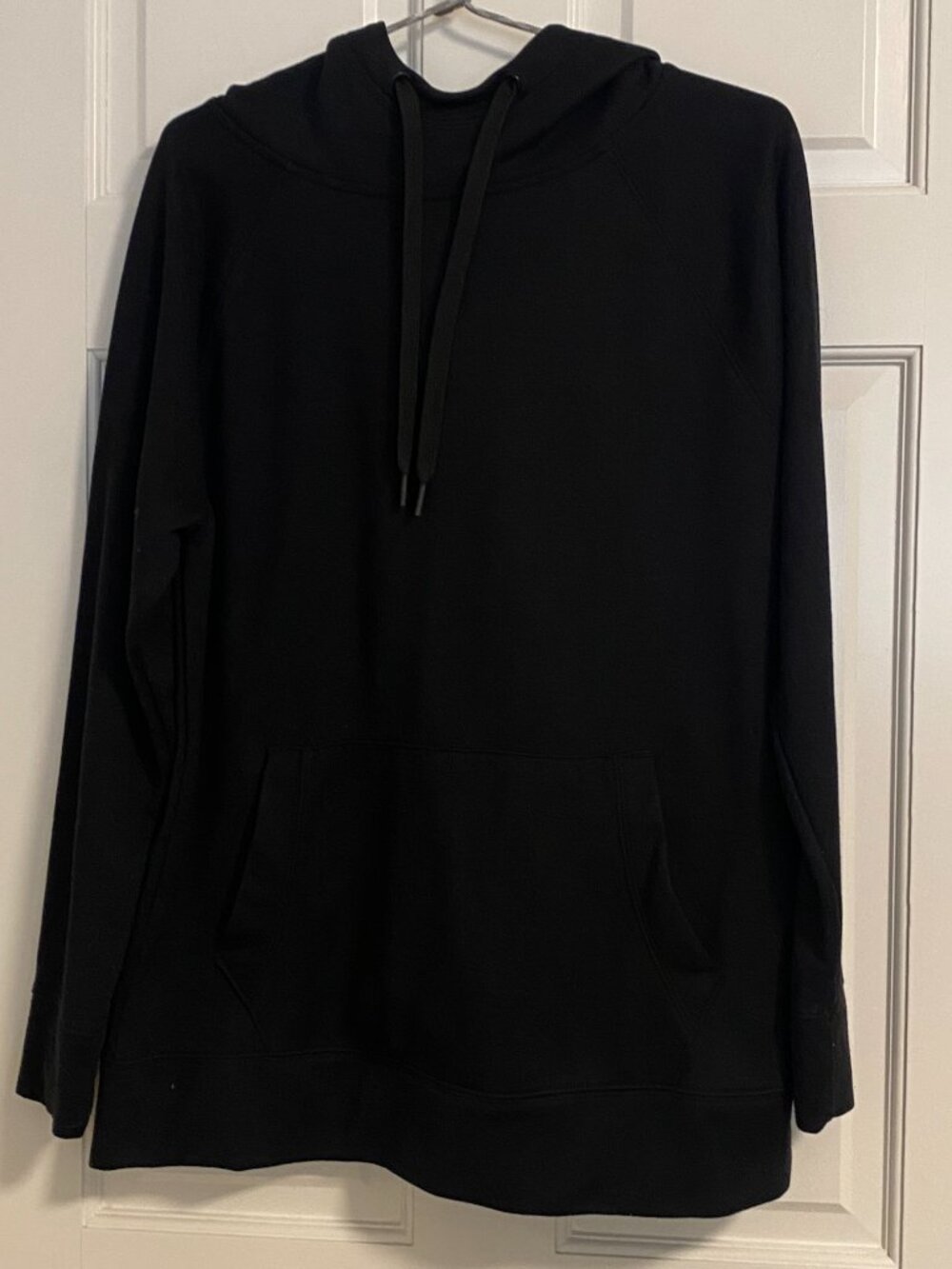 Preowned Women's Black Athleta Hoodie Size Medium